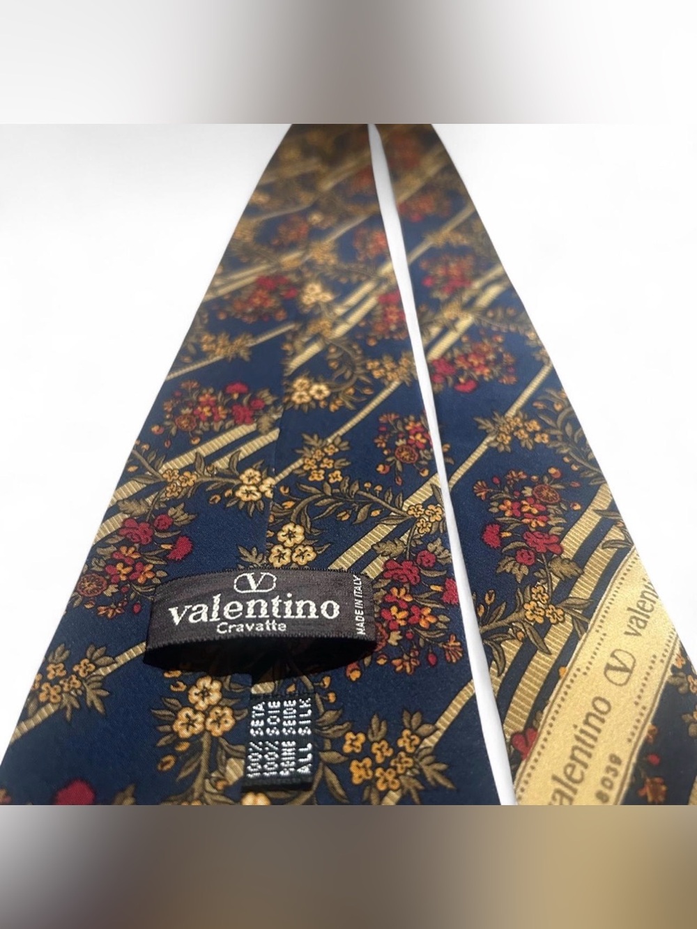 Vintage Valentino Cravatte Silk Tie Mens Navy Blue Gold Floral Striped Italy - Picture 5 of 5